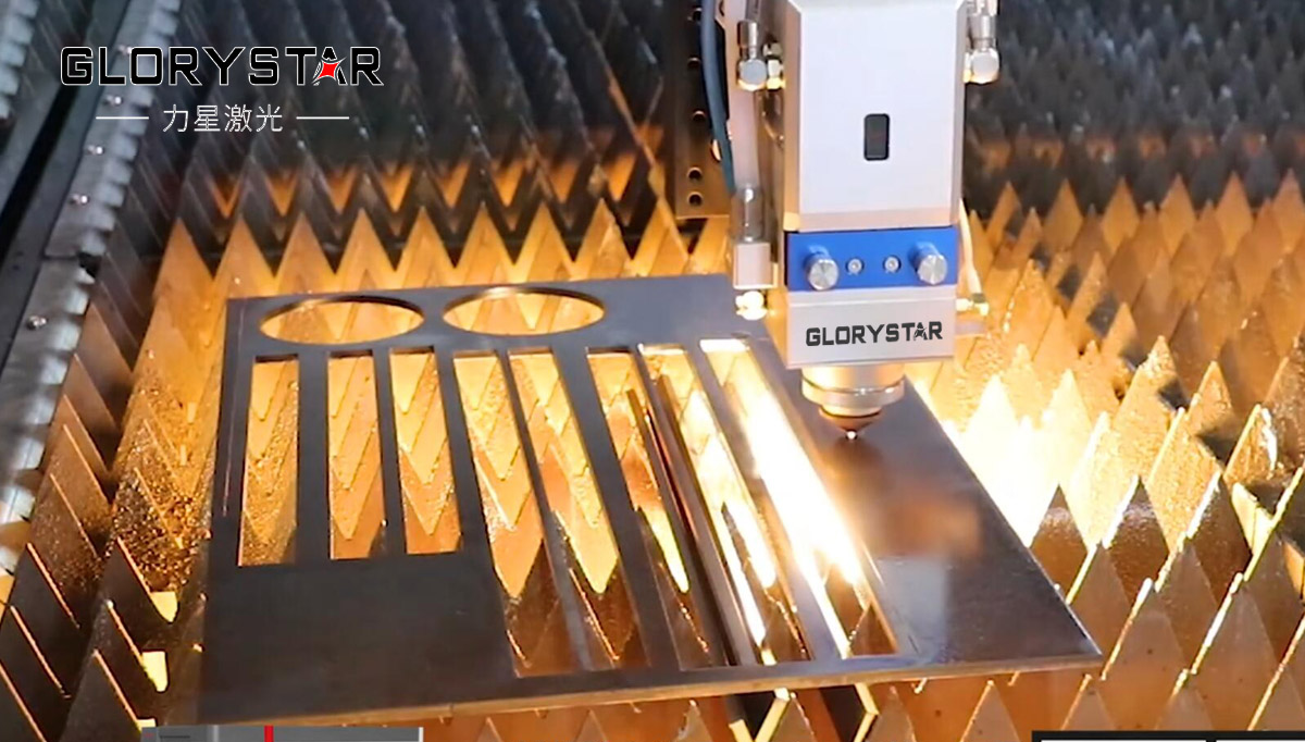 激光切割機(jī)除塵/抽風(fēng)系統(tǒng)的重要性及方法解析